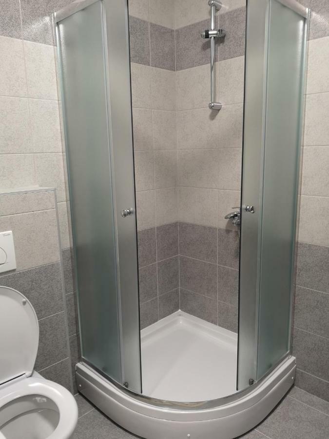 Apartman Gaga Lukavica Eksteriør bilde