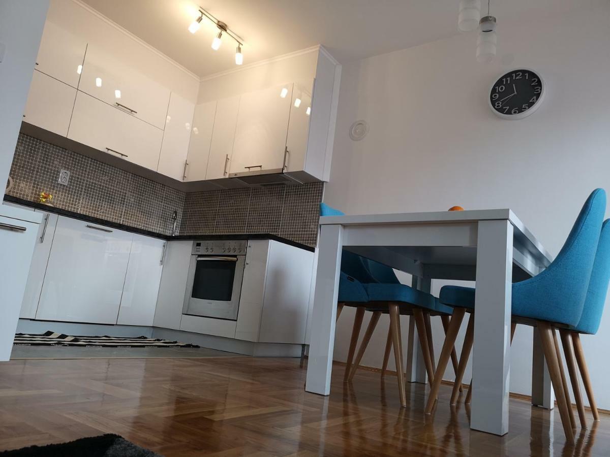 Apartman Gaga Lukavica Eksteriør bilde